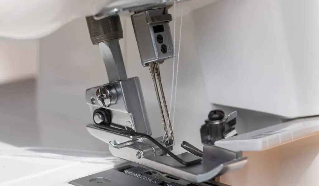 double needle sewing machine 