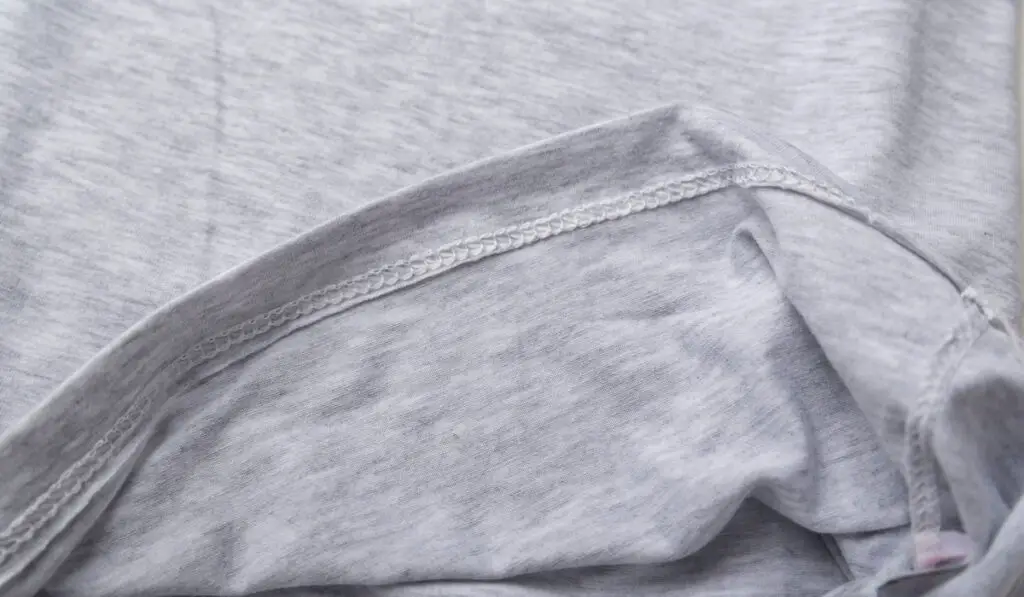 Grey cotton fabric, hem t-shirts 